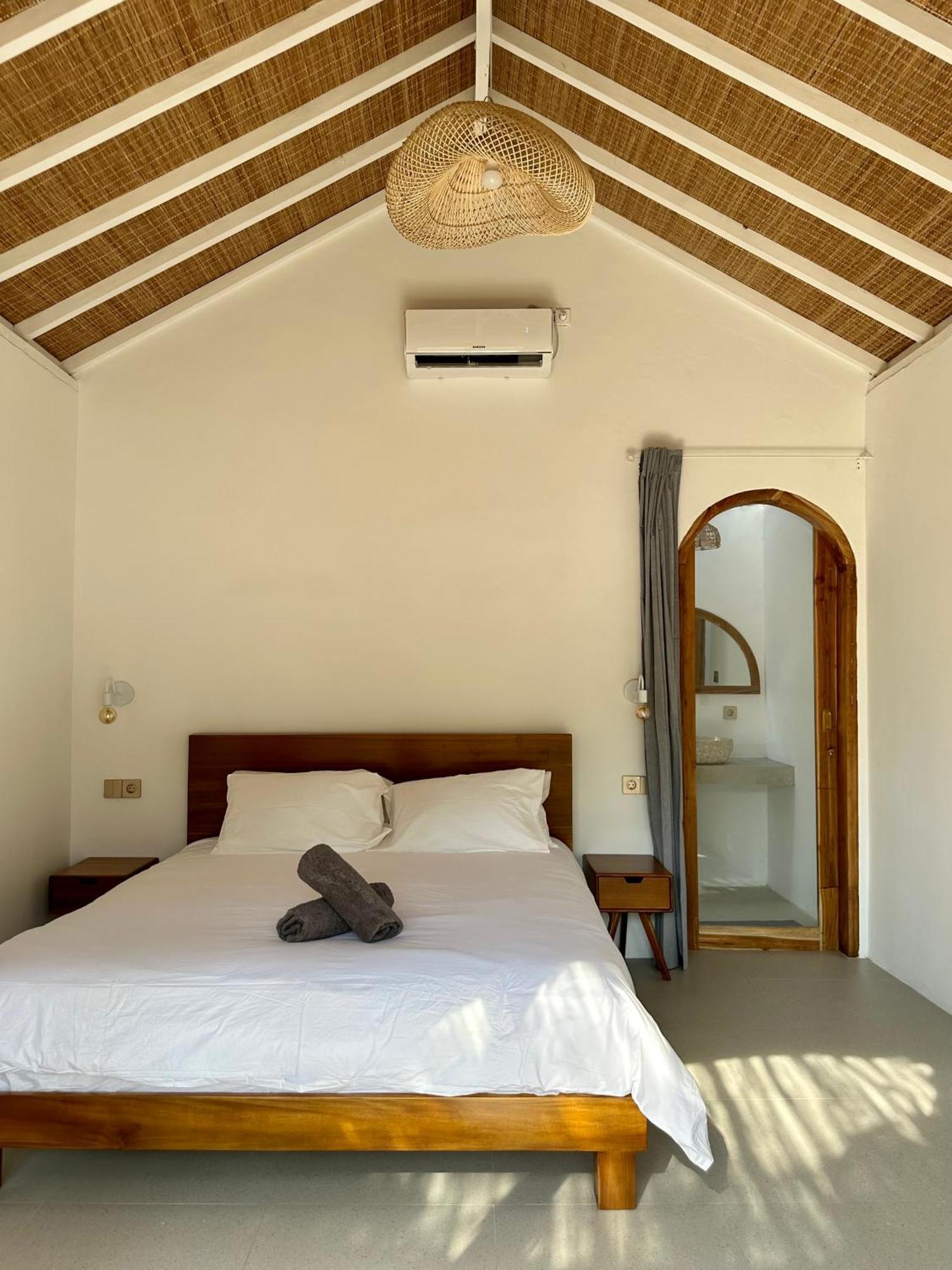 Rumah Canaria Bungalow 길리트라왕안 외부 사진